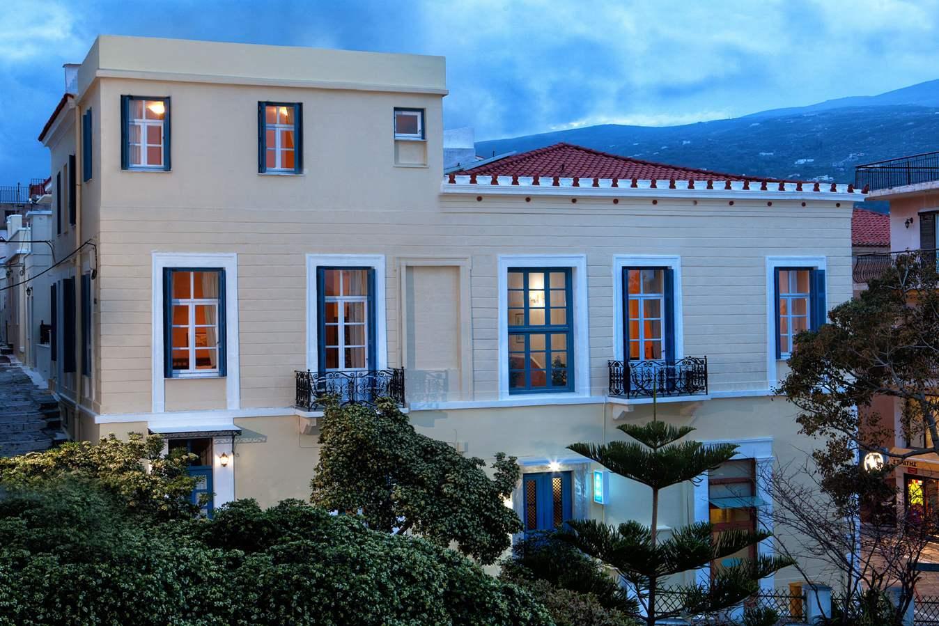 Egli Hotel Ándros エクステリア 写真