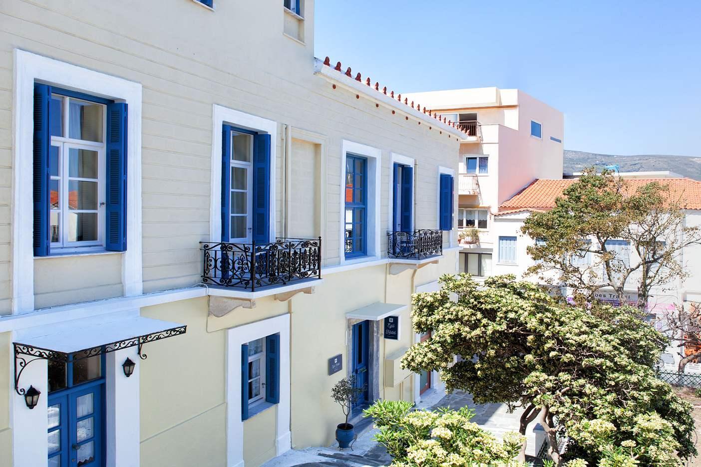Egli Hotel Ándros エクステリア 写真